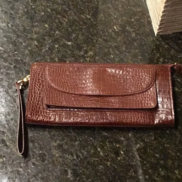 Talbots wristlet Brown Leather - Picture 2 of 3